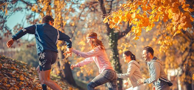 如何奔跑到老？跑步无伤的几个注意要点。为什么坚持慢跑更健康呢